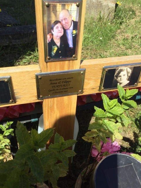headstone